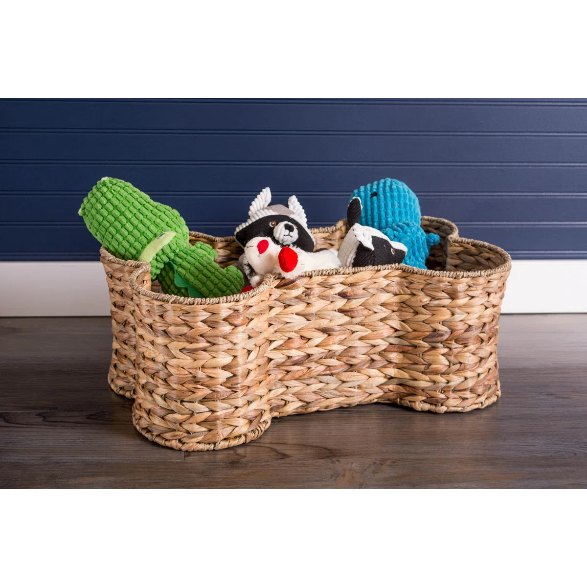 Tucker Murphy Pet™ Cambridgeshire Wicker Decorative Basket